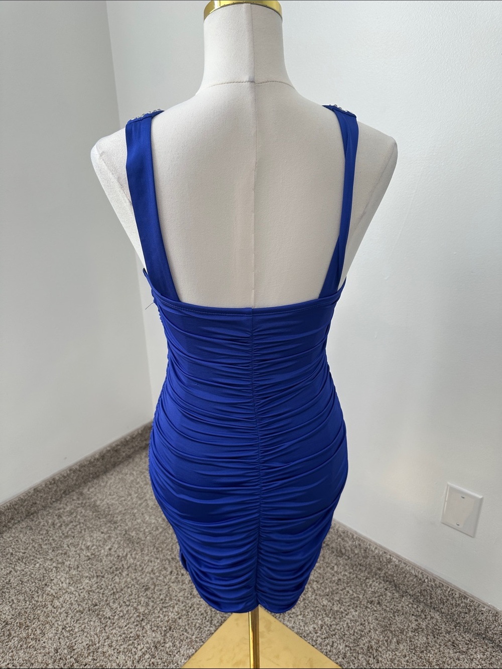 ๐ City Triangles Cocktail Dress - Picture 3 of 5